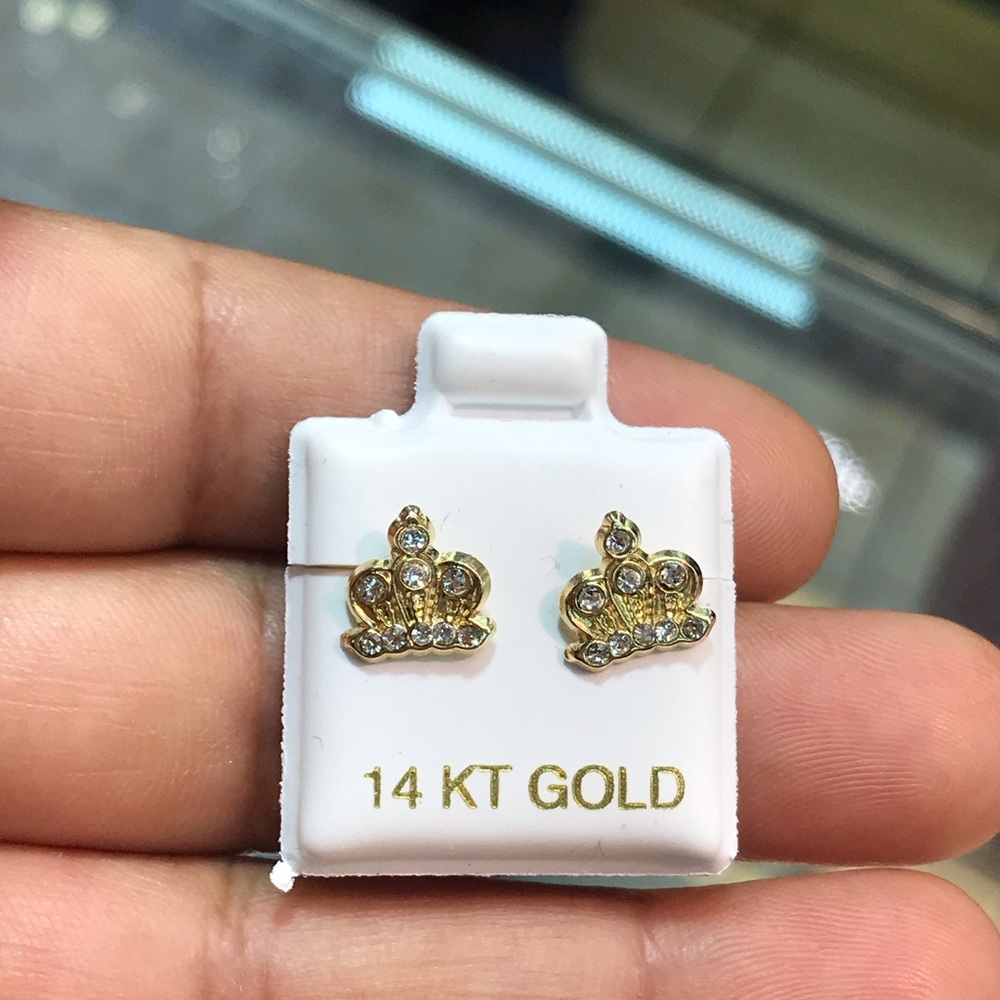 Crown Studs  Made in 14k Italian  Yellow Gold
